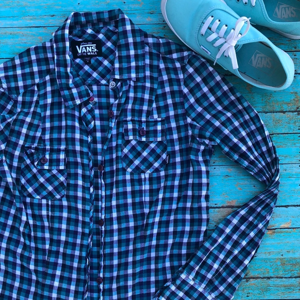 {vans} plaid long sleeve button-up